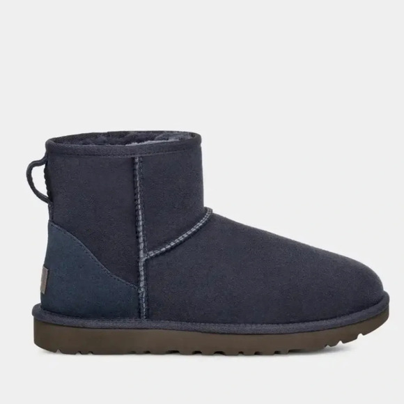 UGG Shoes - Classic Mini II Boot